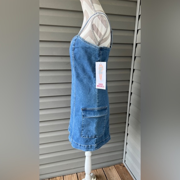 NWT- Celebrity Pink Jeans Smocked Back Dress with Cargo Pockets Sz L - Picture 8 of 10